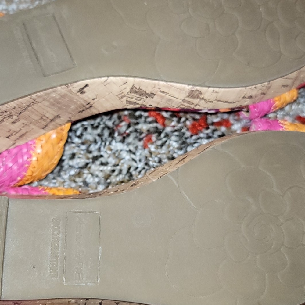 Sandals - Picture 3 of 3